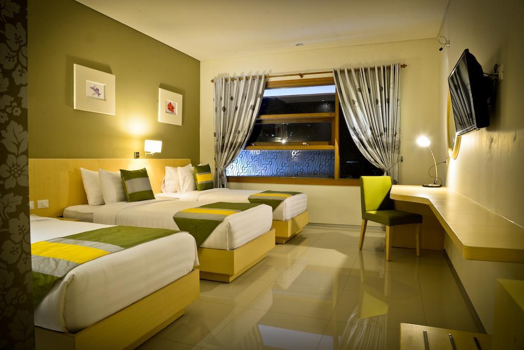 Hotel Tibera Taman Cibeunying 万隆 客房 照片
