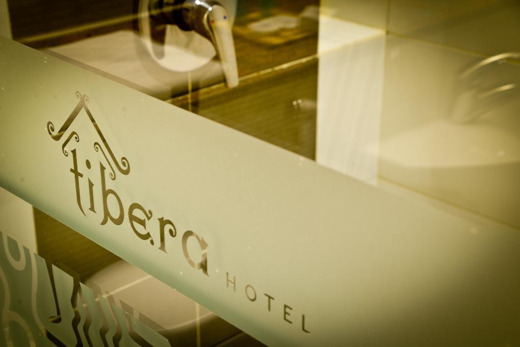 Hotel Tibera Taman Cibeunying 万隆 外观 照片
