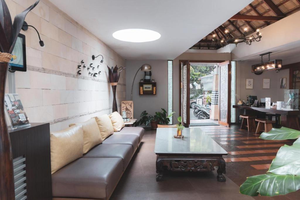 Hotel Tibera Taman Cibeunying 万隆 外观 照片