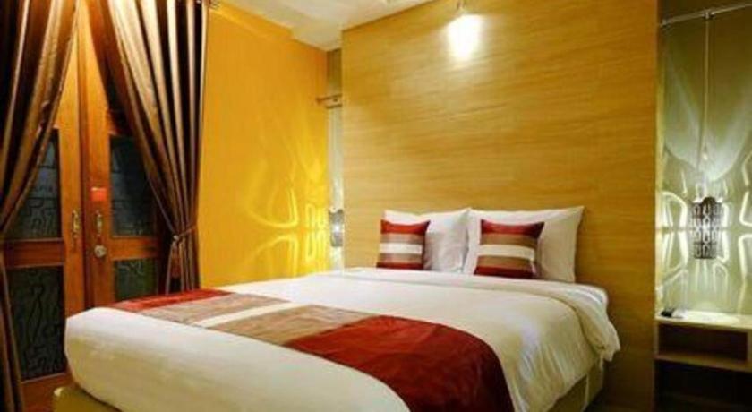 Hotel Tibera Taman Cibeunying 万隆 外观 照片