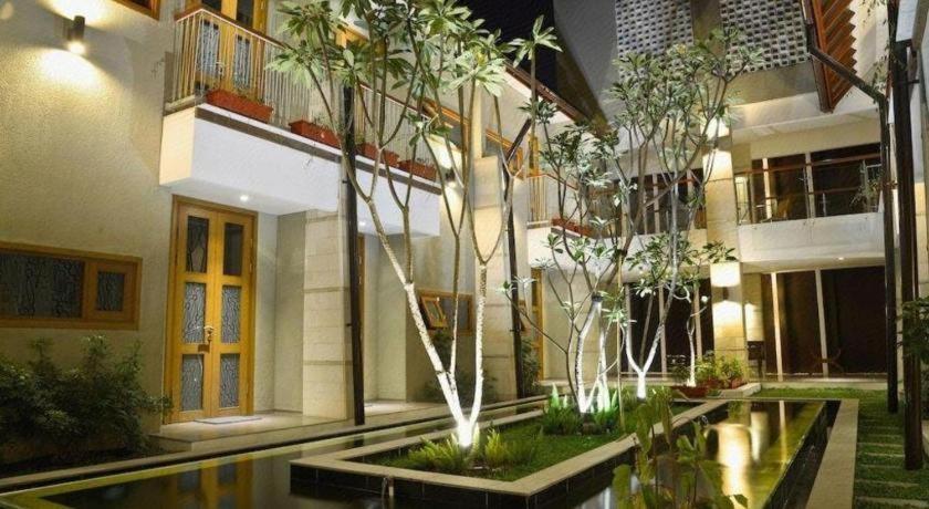 Hotel Tibera Taman Cibeunying 万隆 外观 照片