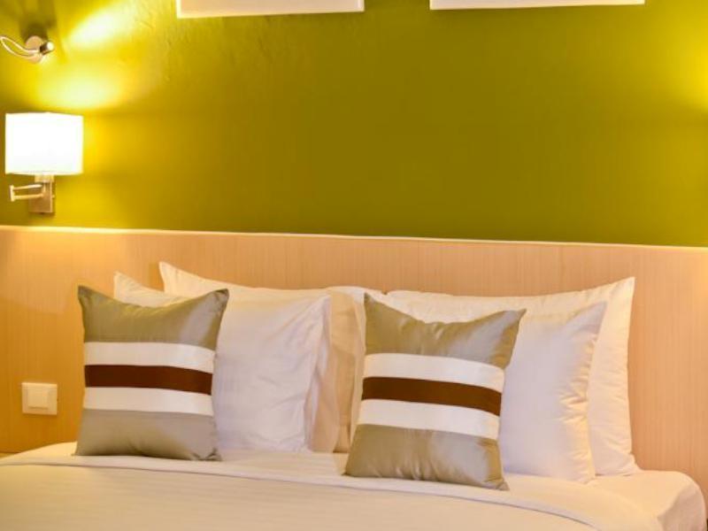 Hotel Tibera Taman Cibeunying 万隆 外观 照片