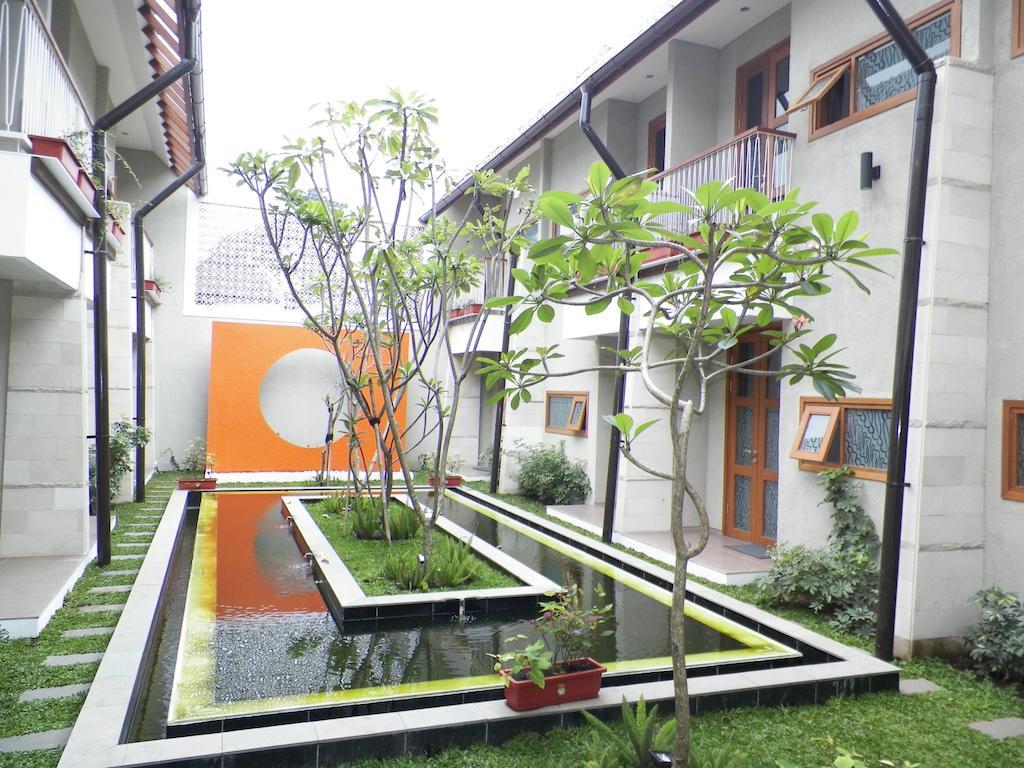 Hotel Tibera Taman Cibeunying 万隆 外观 照片