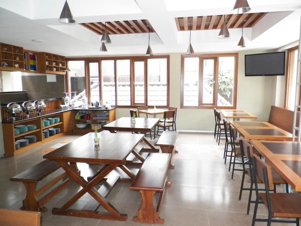 Hotel Tibera Taman Cibeunying 万隆 外观 照片