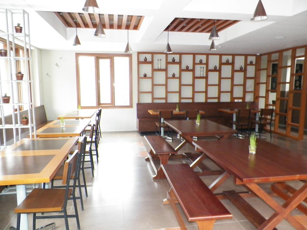 Hotel Tibera Taman Cibeunying 万隆 外观 照片